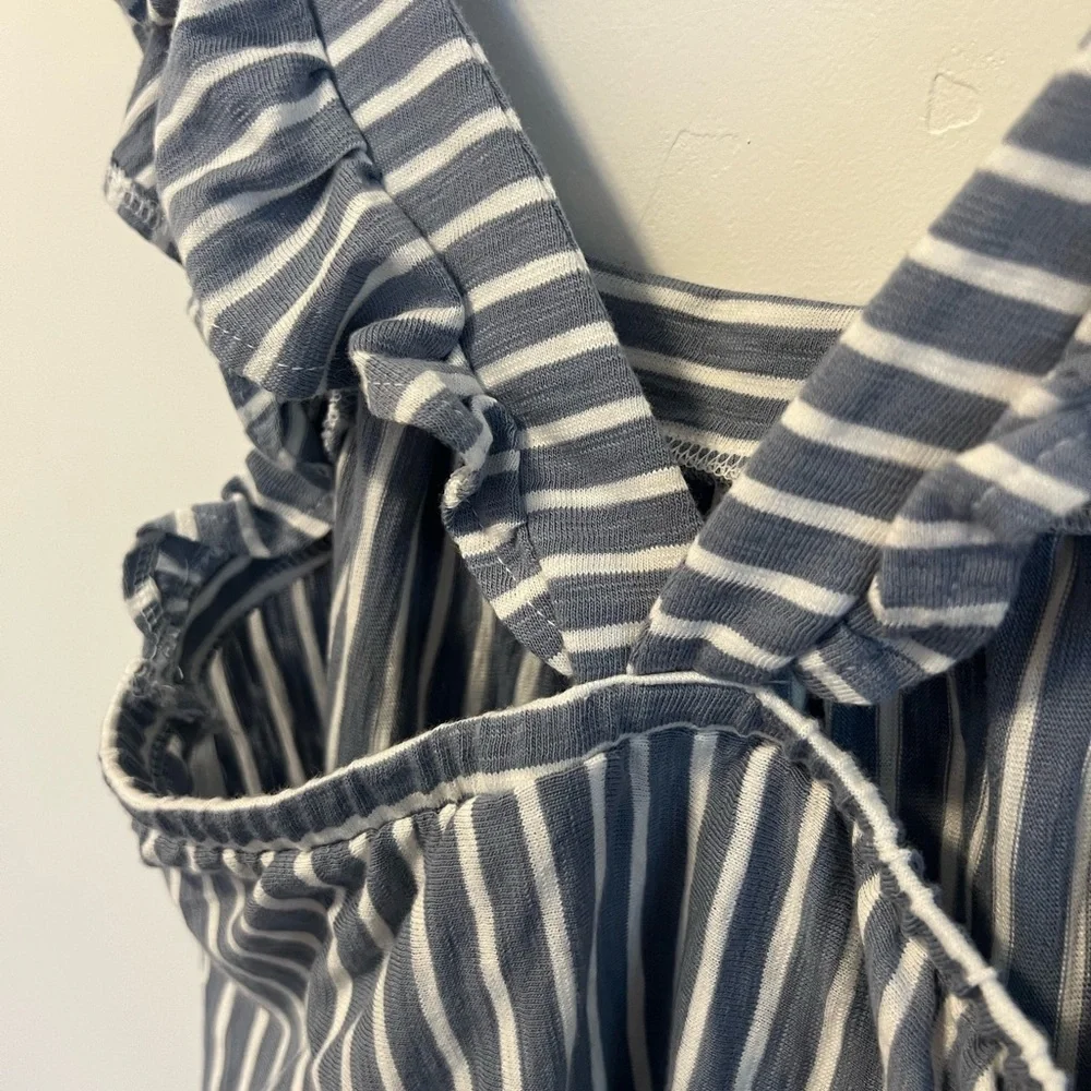 NWOT Lauren Conrad Blue and White Striped Top Size XS - Picture 4 of 6